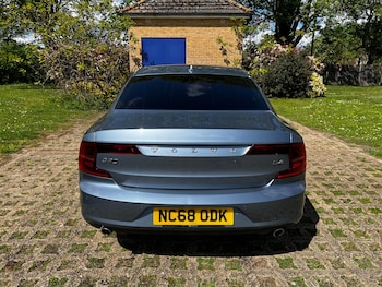 Used Volvo S90 2019 for sale - 78302656: Photo