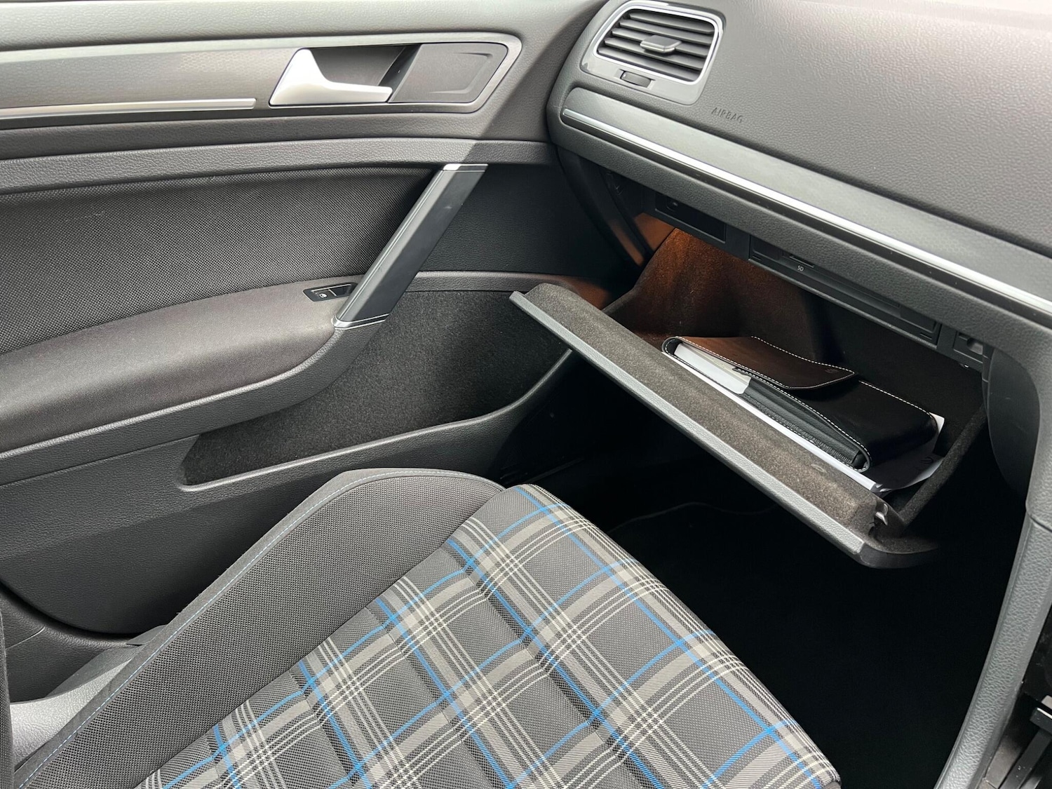 Used Volkswagen Golf 2018 for sale - 78108452: Photo 24