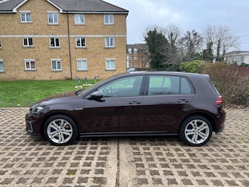 Used Volkswagen Golf 2018 for sale - 78108452: Photo