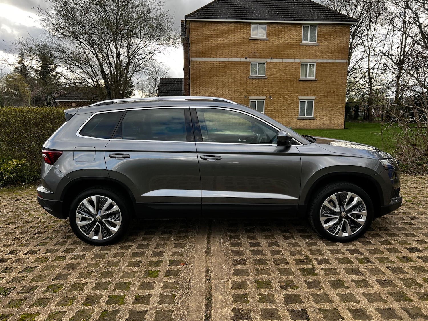 Used Skoda Karoq 2023 for sale - 78108444: Photo 2