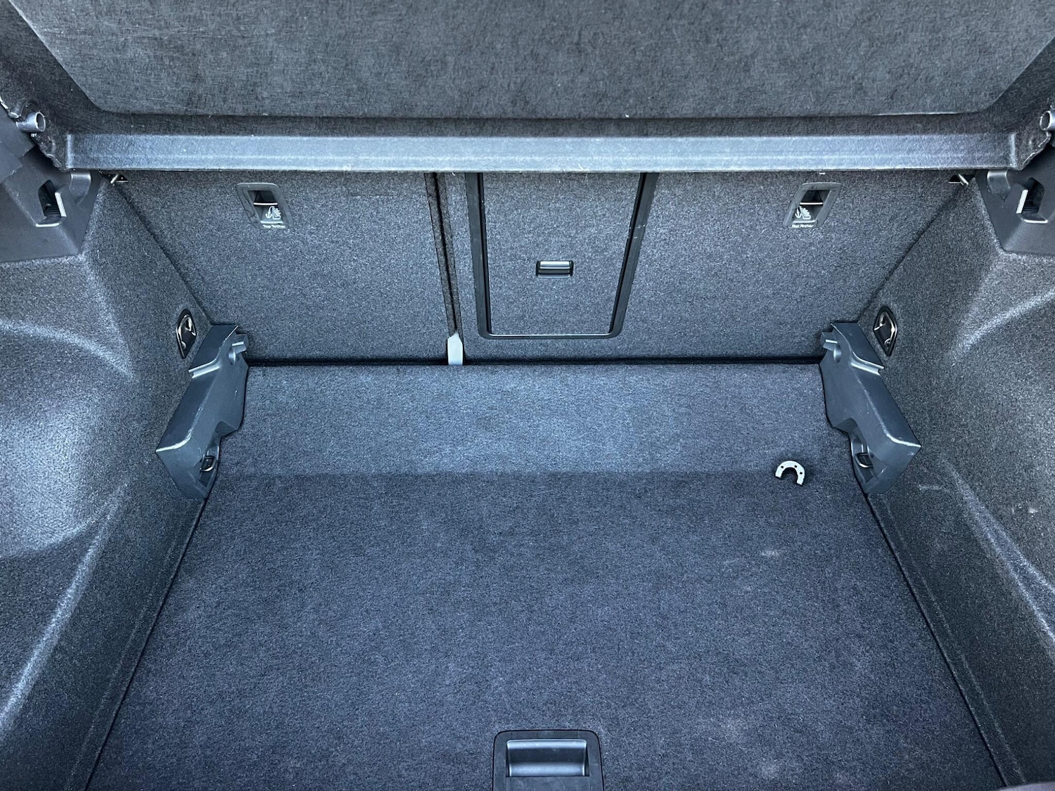 Used Volkswagen T-Roc 2024 for sale - 78108559: Photo 11