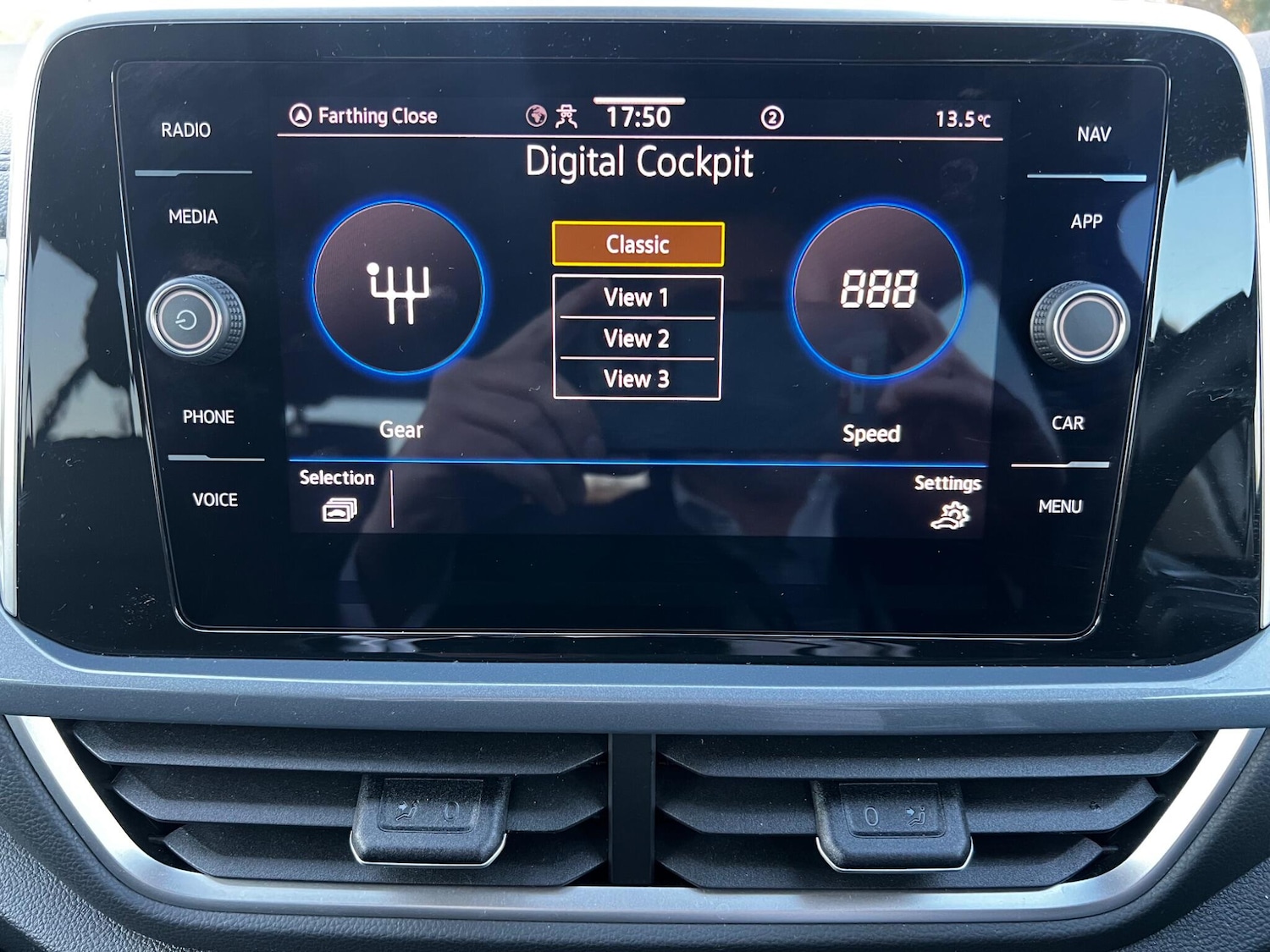 Used Volkswagen T-Roc 2024 for sale - 78108559: Photo 24