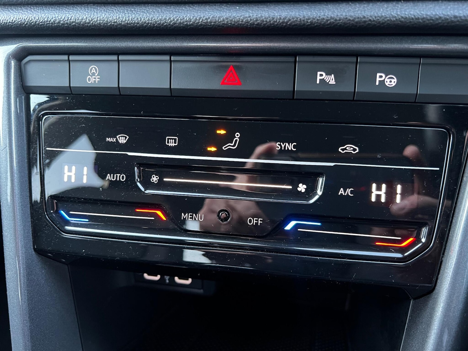 Used Volkswagen T-Roc 2024 for sale - 78108559: Photo 29