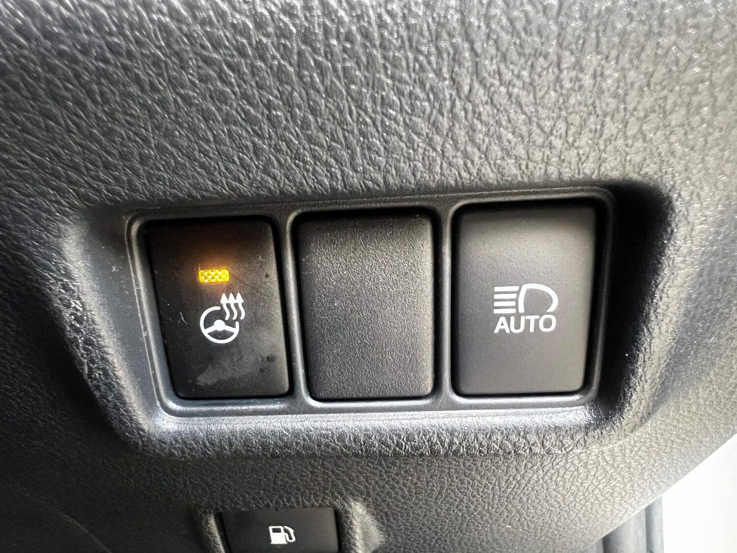 Used Toyota C-HR 2020 for sale - 78108447: Photo 30