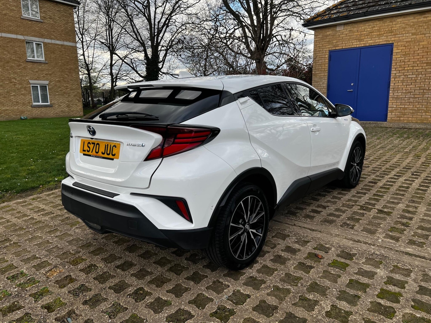 Used Toyota C-HR 2020 for sale - 78108447: Photo 5