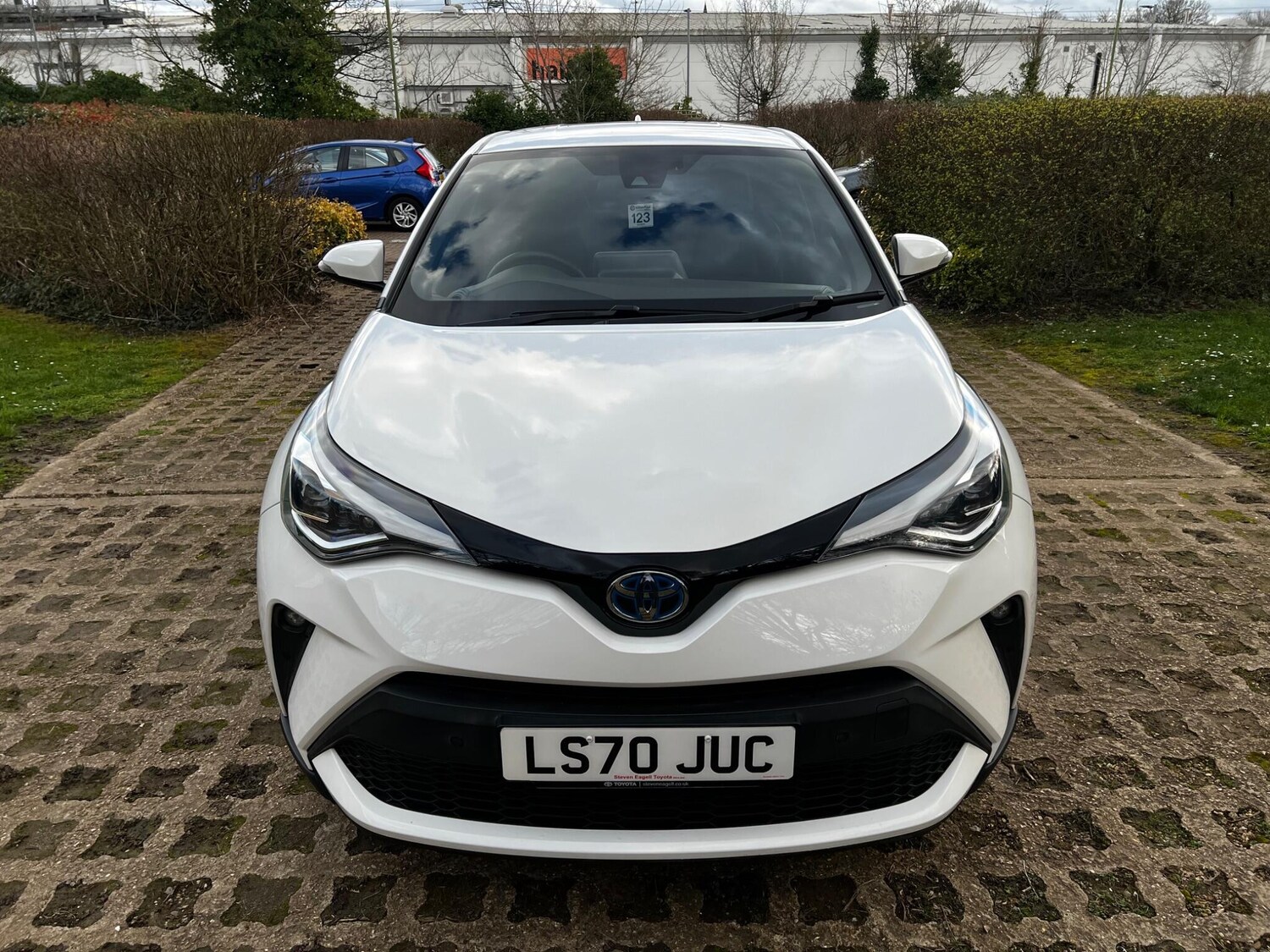 Used Toyota C-HR 2020 for sale - 78108447: Photo 6