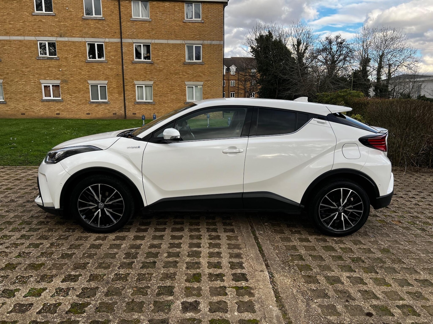 Used Toyota C-HR 2020 for sale - 78108447: Photo 8