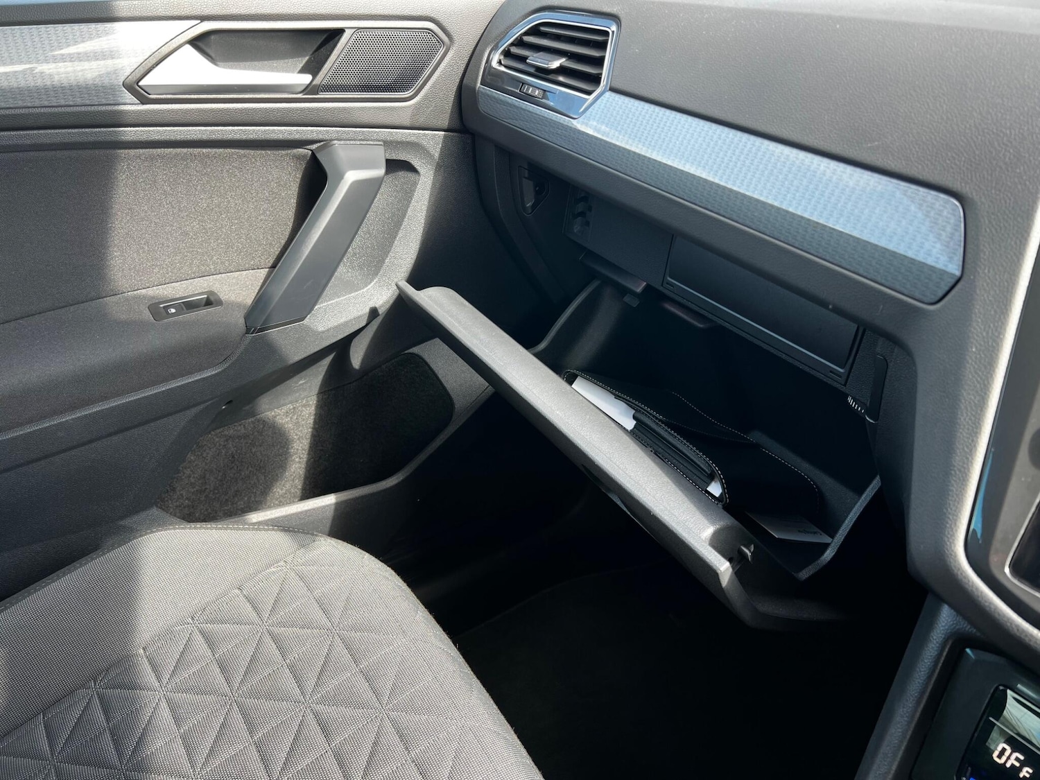 Used Volkswagen Tiguan 2023 for sale - 78117873: Photo 37