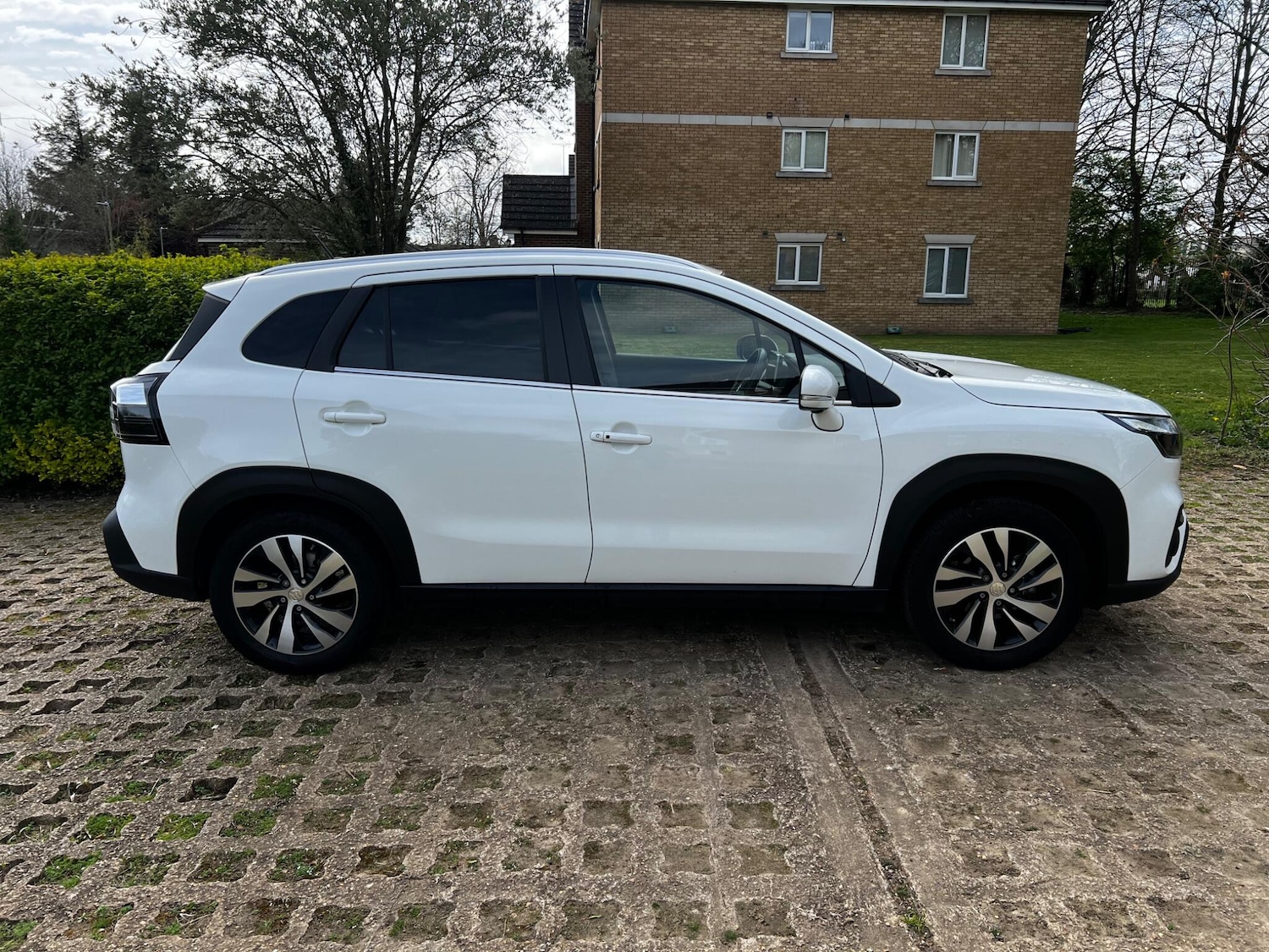 Used Suzuki SX4 S-Cross 2023 for sale - 78137032: Photo 2