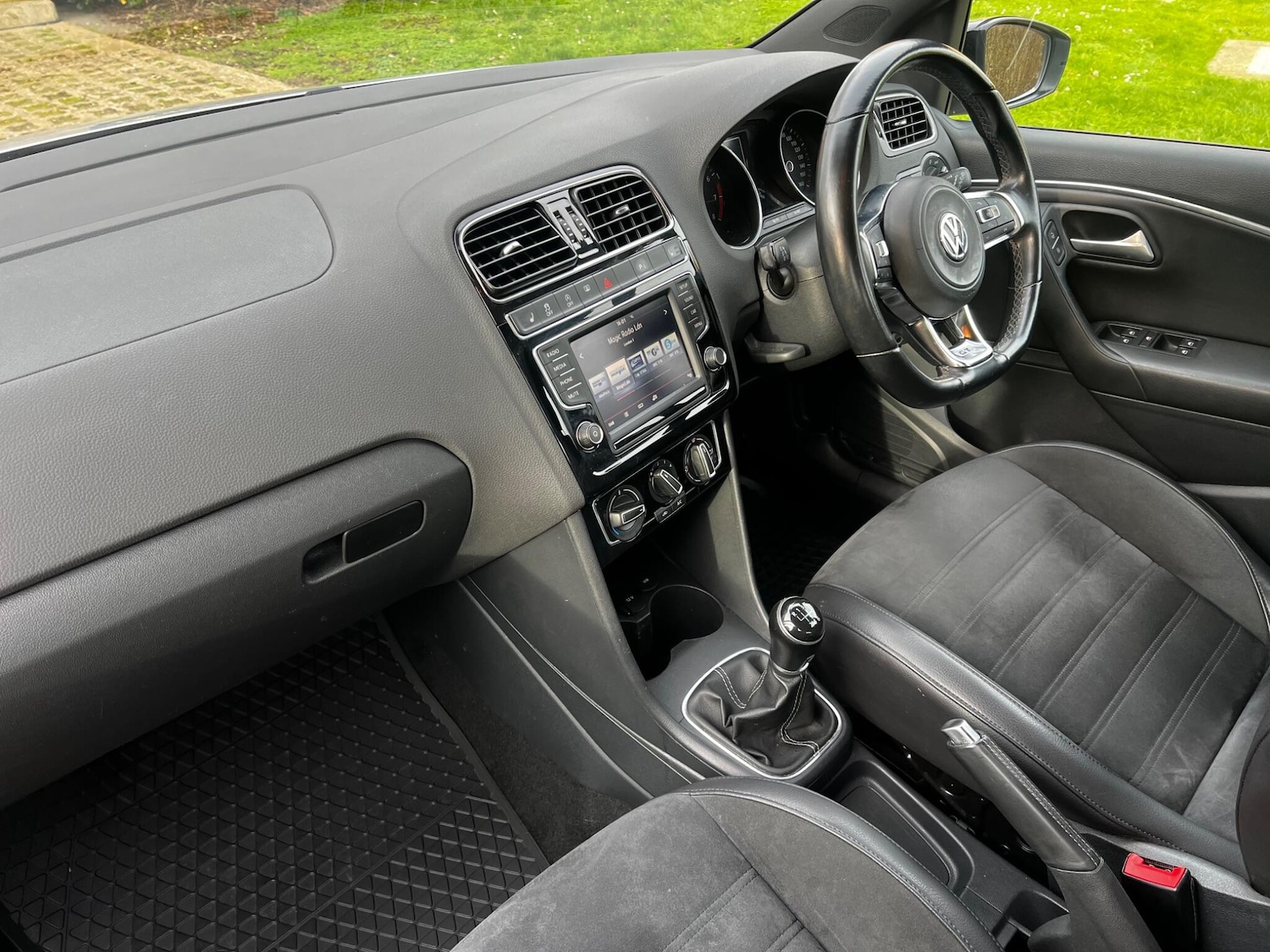 Used Volkswagen Polo 2015 for sale - 78108539: Photo 18