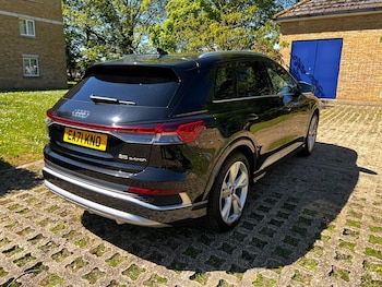 Used Audi Q4 e-tron 2021 for sale - 78596212: Photo