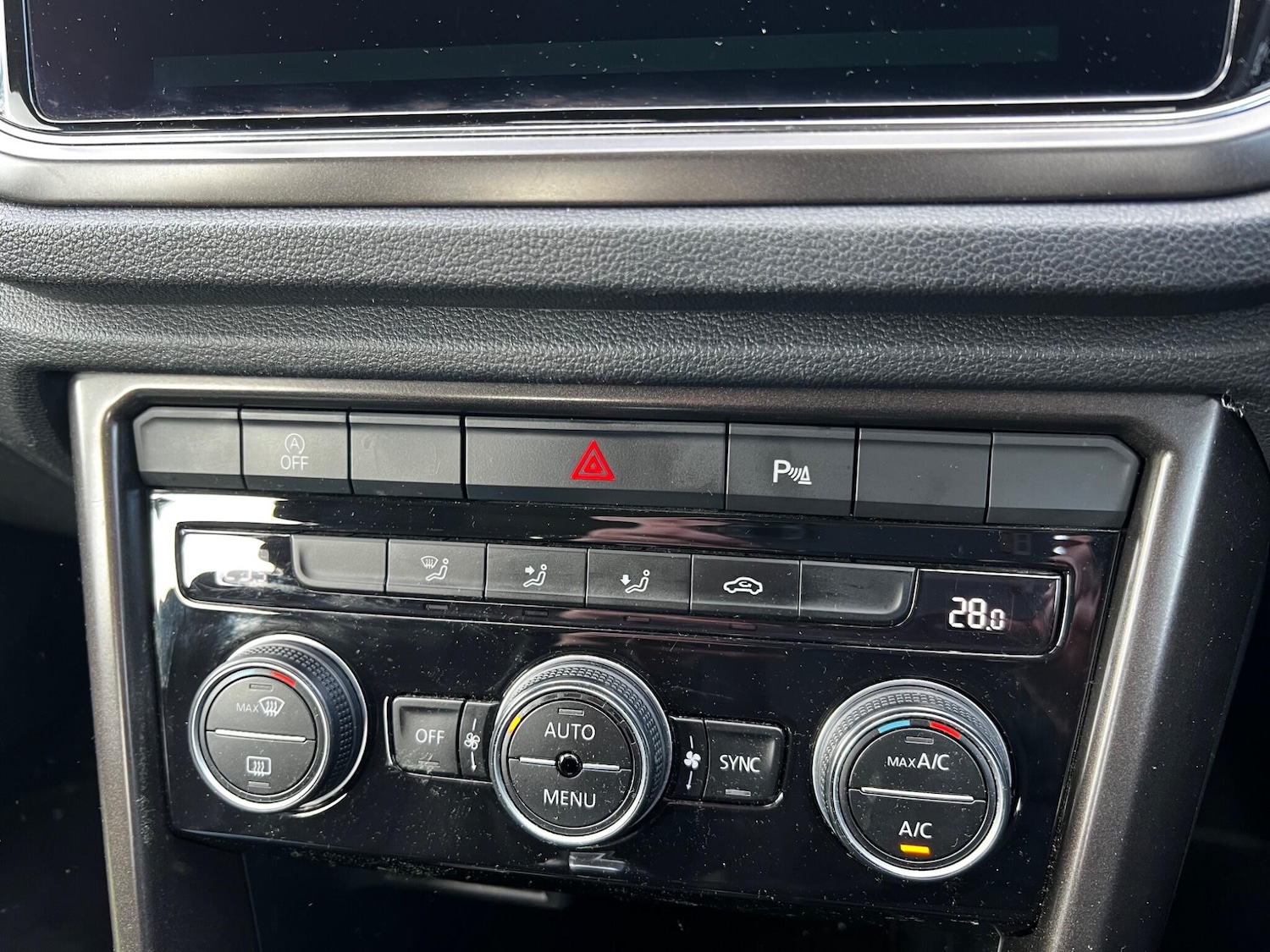 Used Volkswagen T-Roc 2019 for sale - 78179778: Photo 24