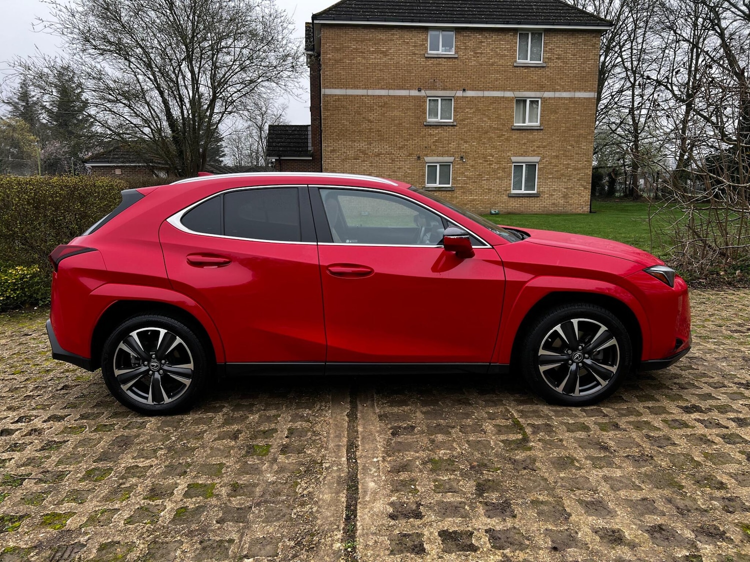 Used Lexus UX 2023 for sale - 78108465: Photo 2