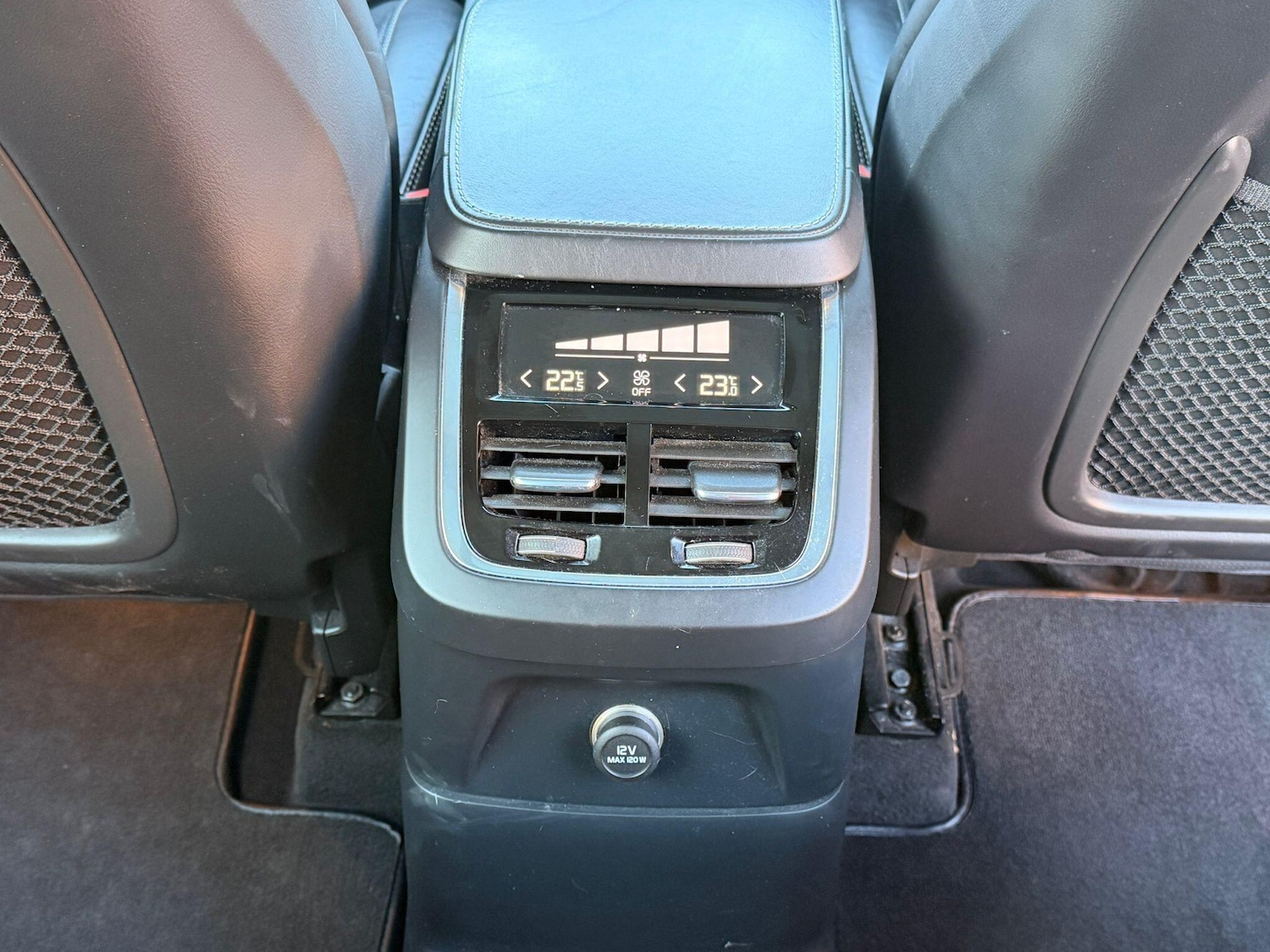 Used Volvo XC90 2016 for sale - 78152604: Photo 24