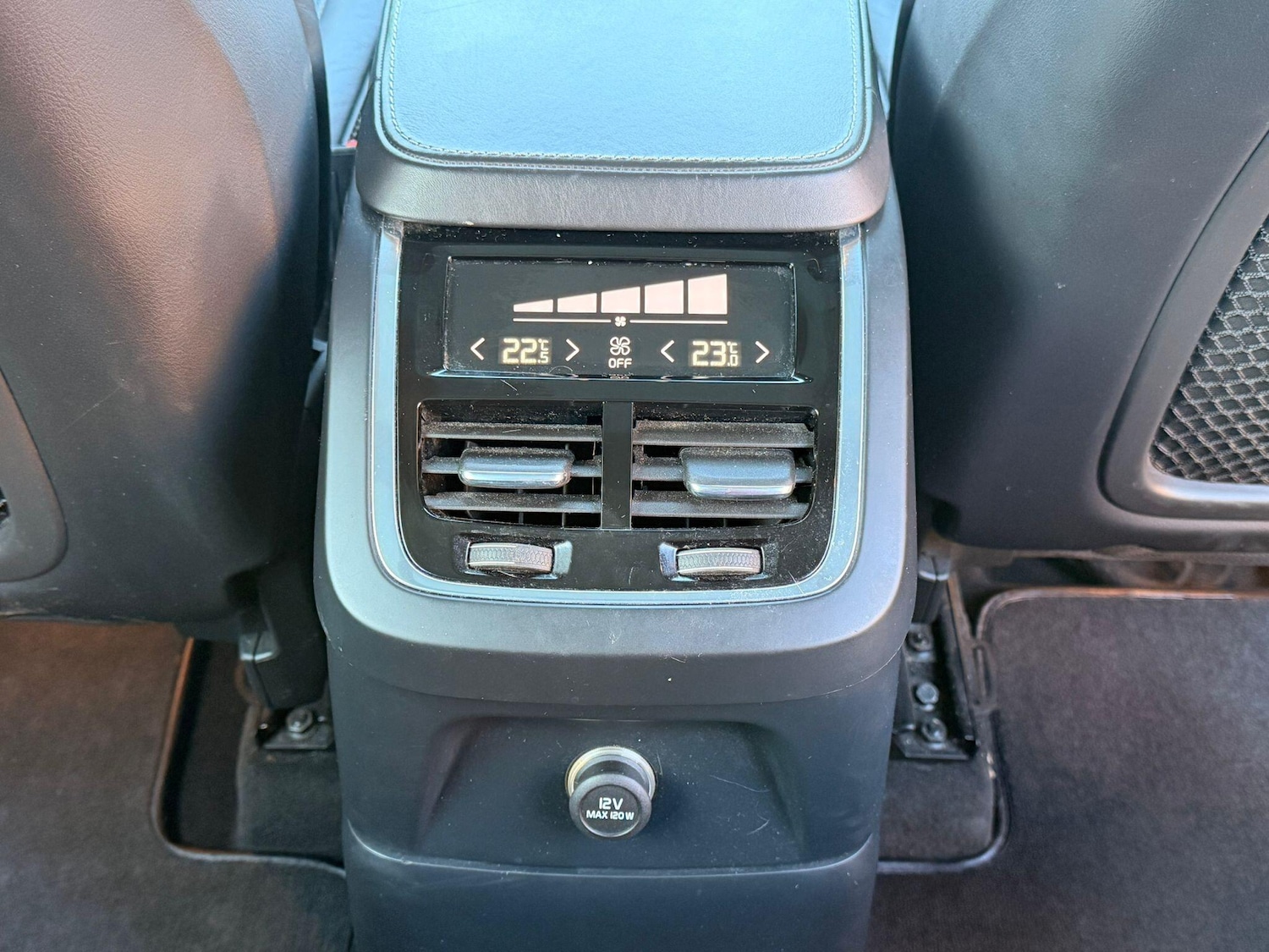 Used Volvo XC90 2016 for sale - 78152604: Photo 25