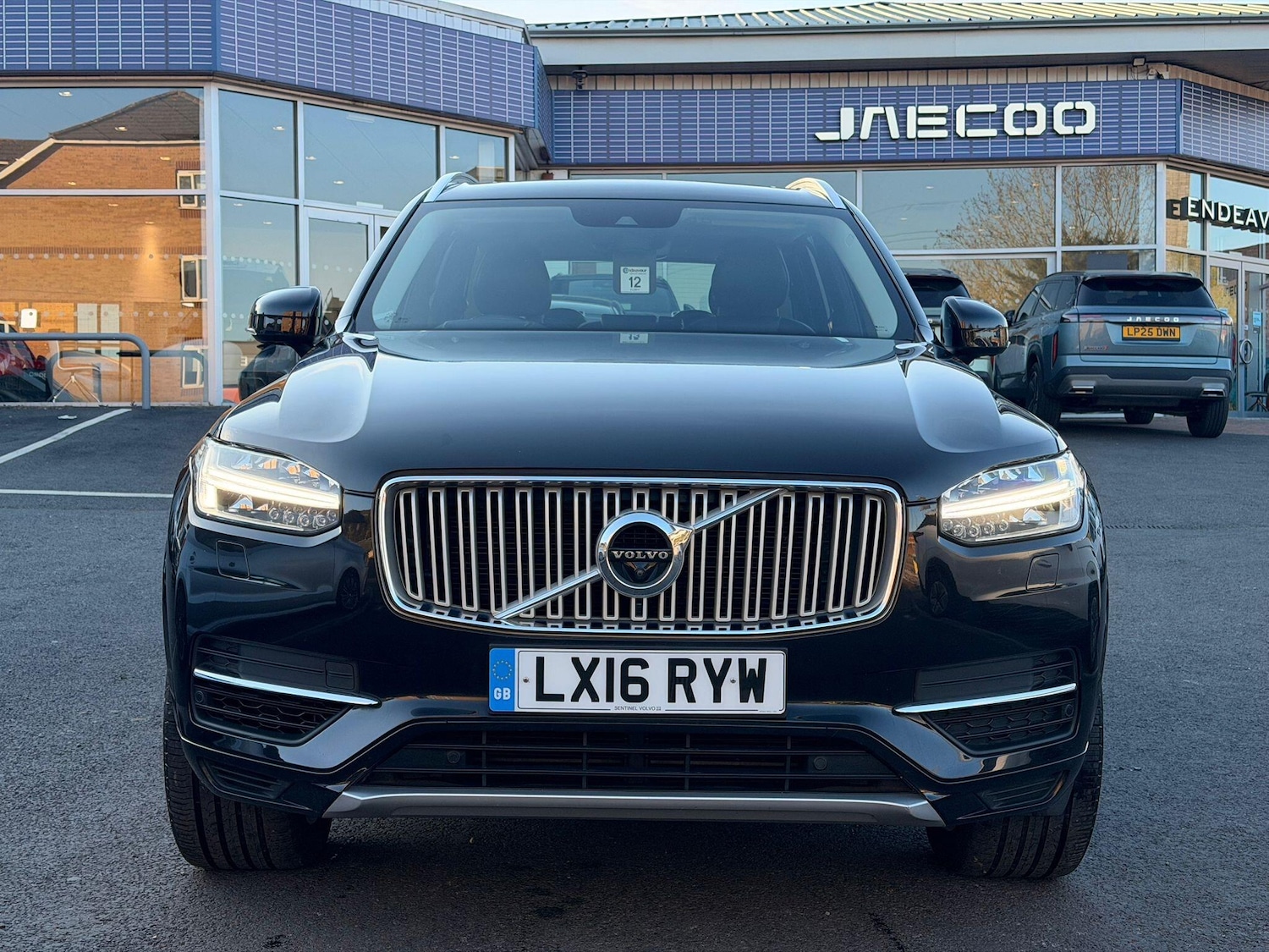 Used Volvo XC90 2016 for sale - 78152604: Photo 3