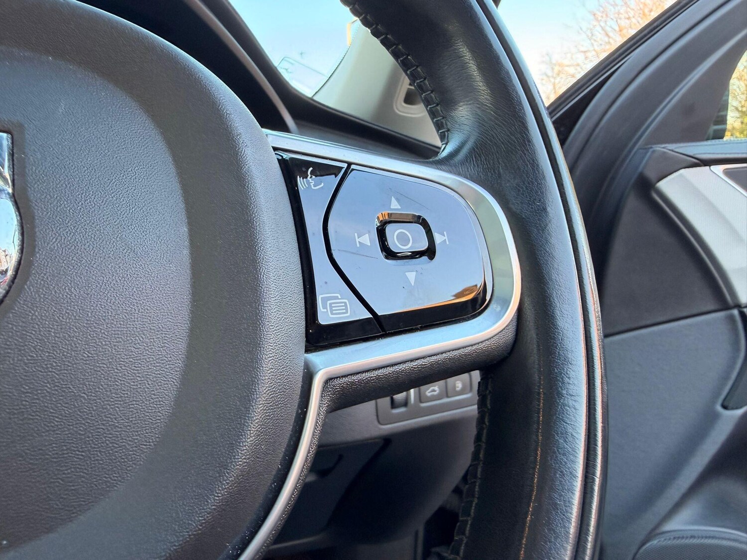 Used Volvo XC90 2016 for sale - 78152604: Photo 36