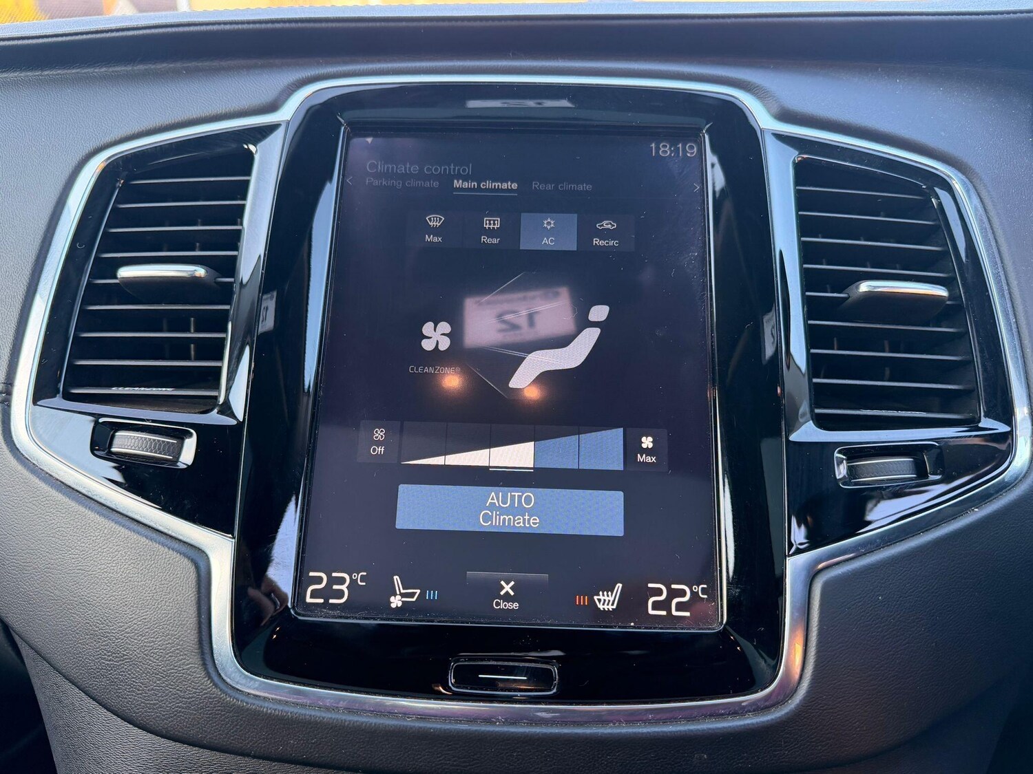 Used Volvo XC90 2016 for sale - 78152604: Photo 43