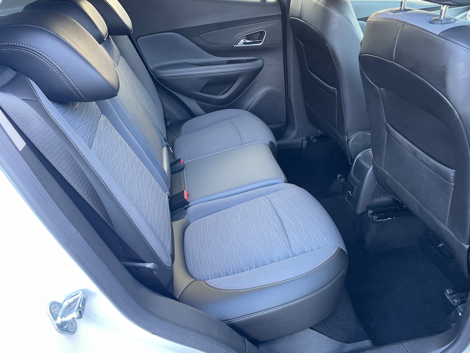 Used Vauxhall Mokka 2015 for sale - 76670876: Photo 15