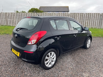 Used Hyundai i20 2013 for sale - 78831934: Photo