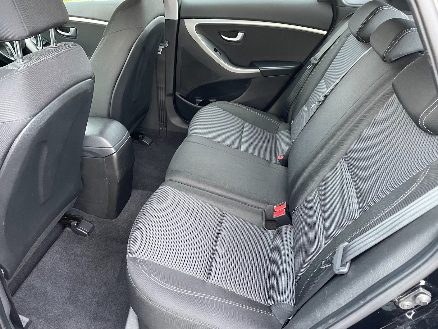 Used Hyundai i30 2015 for sale - 77759063: Photo 15