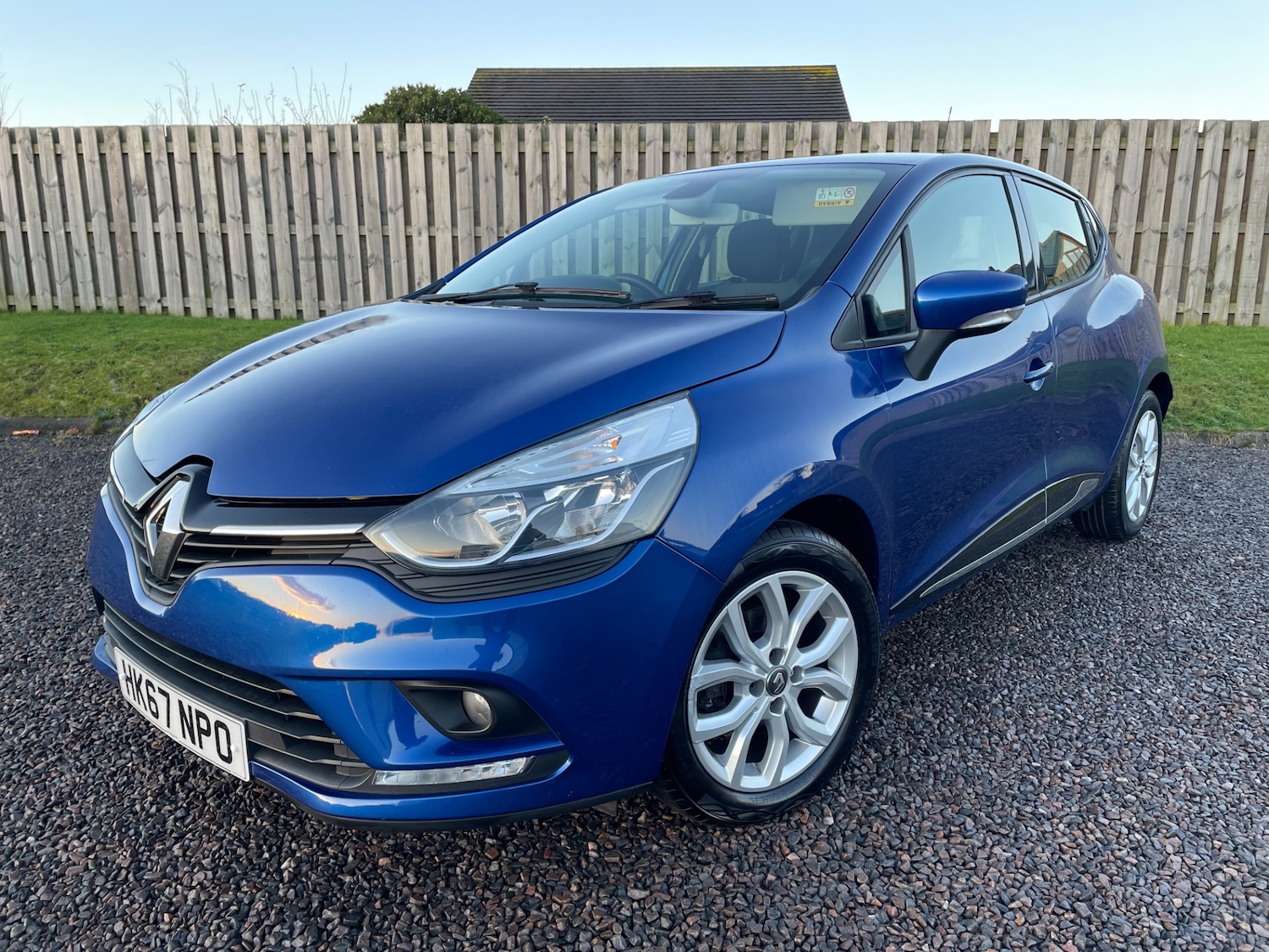 Used Renault Clio 2018 for sale - 76854899: Photo 1