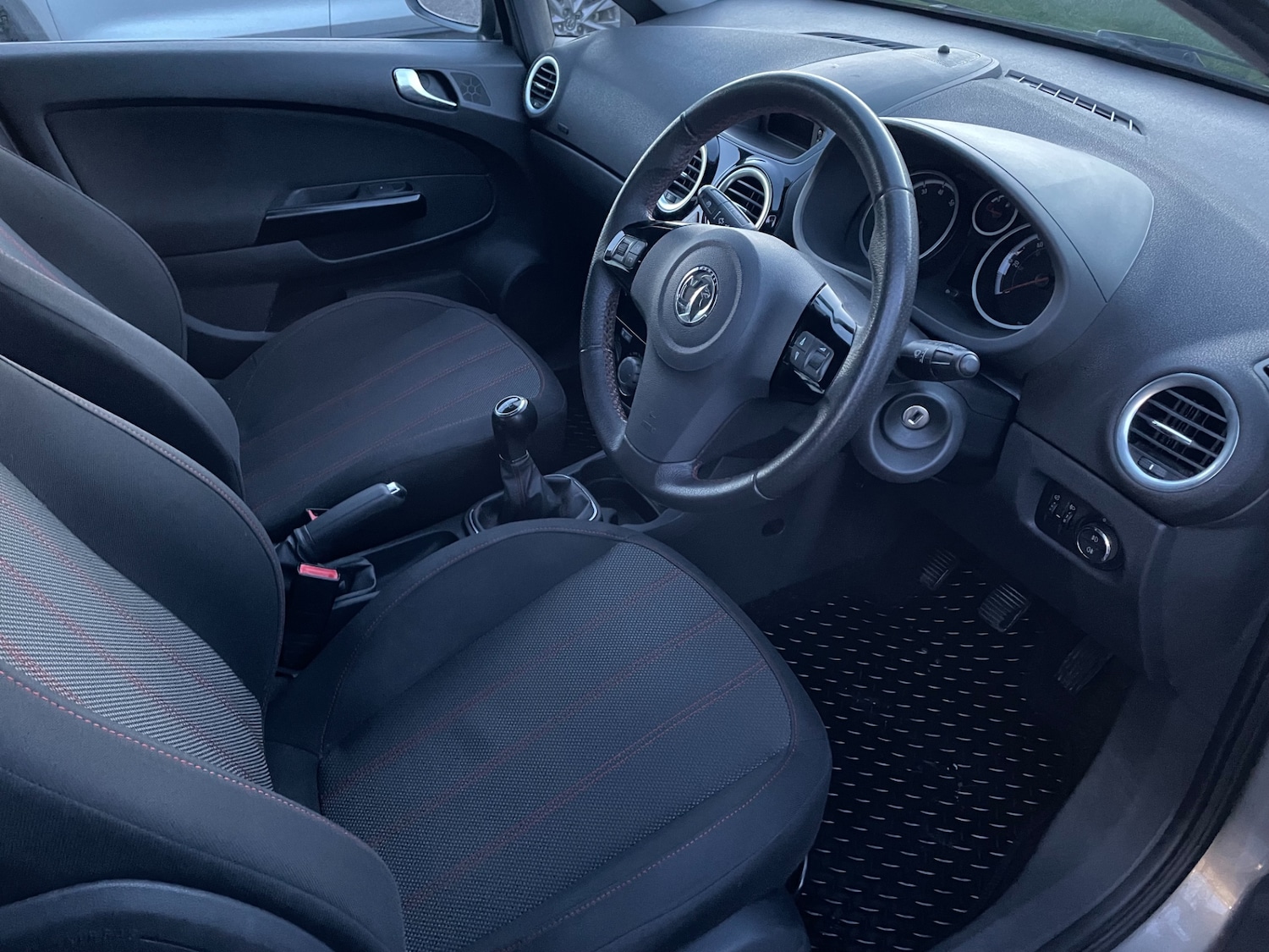 Used Vauxhall Corsa 2013 for sale - 77065848: Photo 11