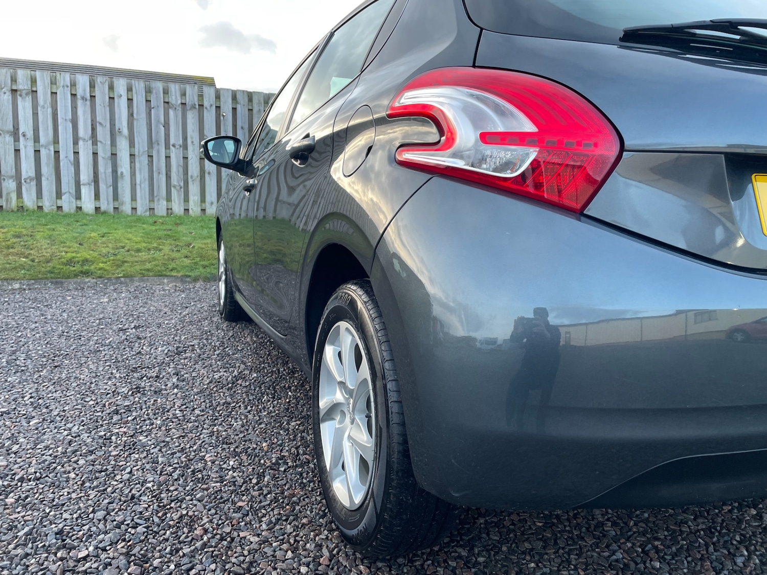 Used Peugeot 208 2014 for sale - 77399970: Photo 8