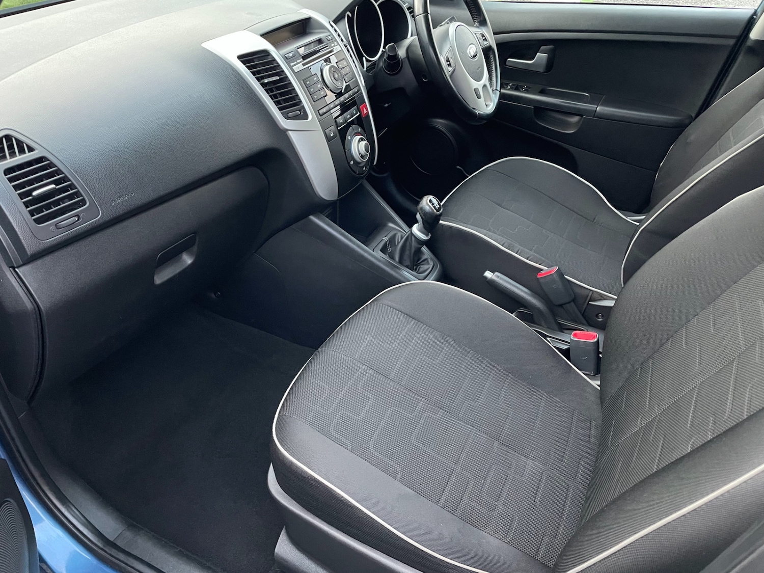 Used Kia Venga 2015 for sale - 77084289: Photo 12