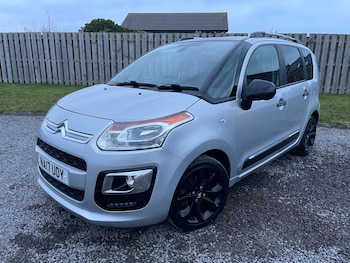 Used Citroen C3 Picasso 2017 for sale - 77319211: Photo