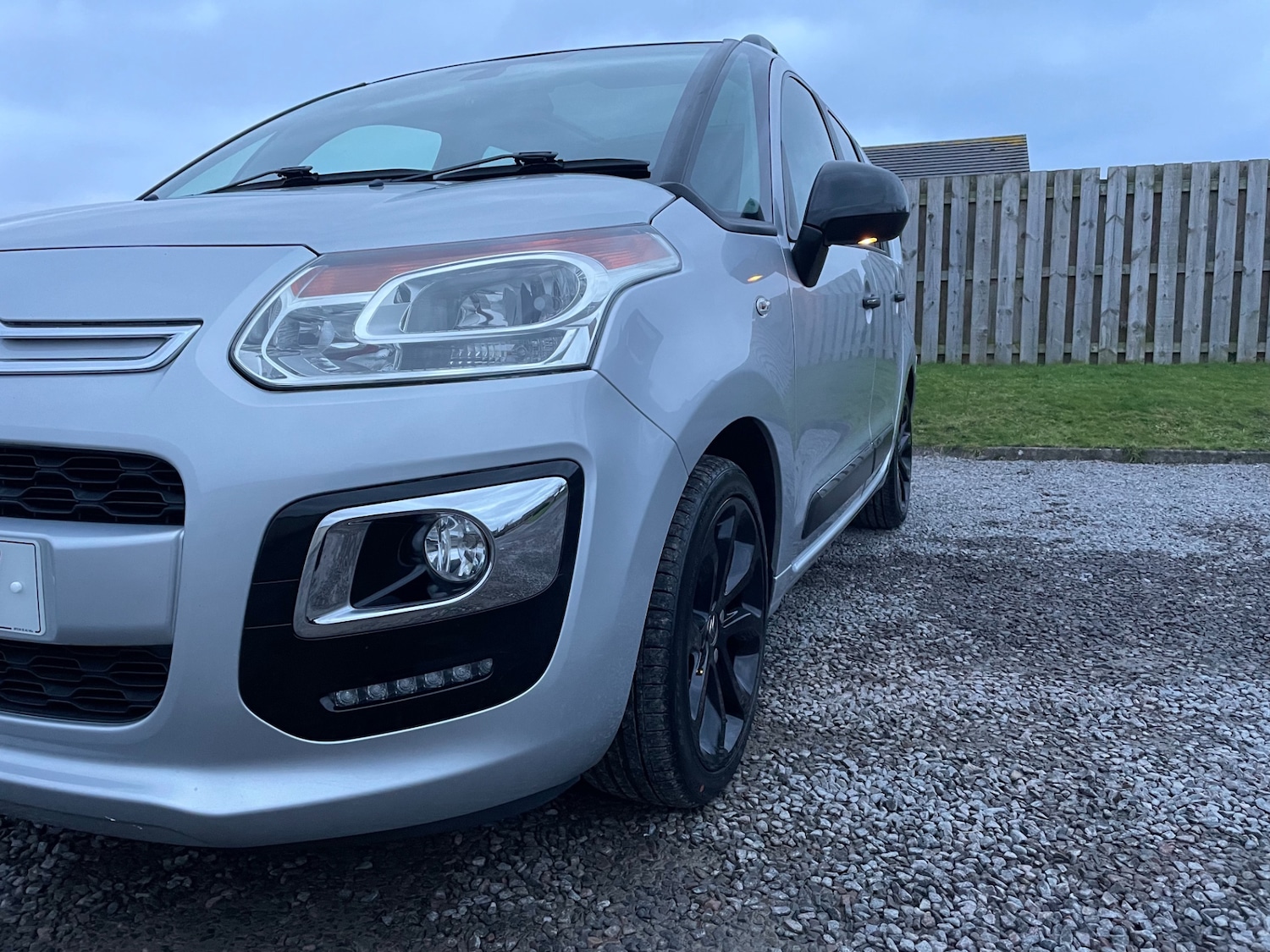 Used Citroen C3 Picasso 2017 for sale - 77319211: Photo 5