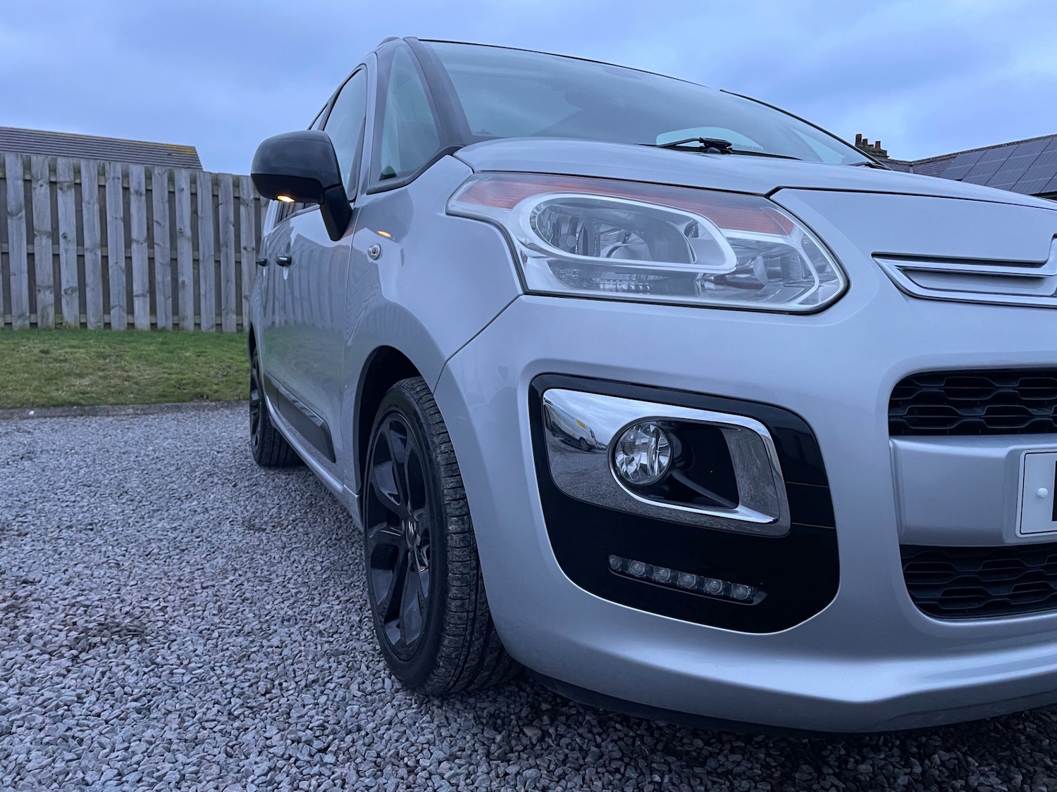 Used Citroen C3 Picasso 2017 for sale - 77319211: Photo 6