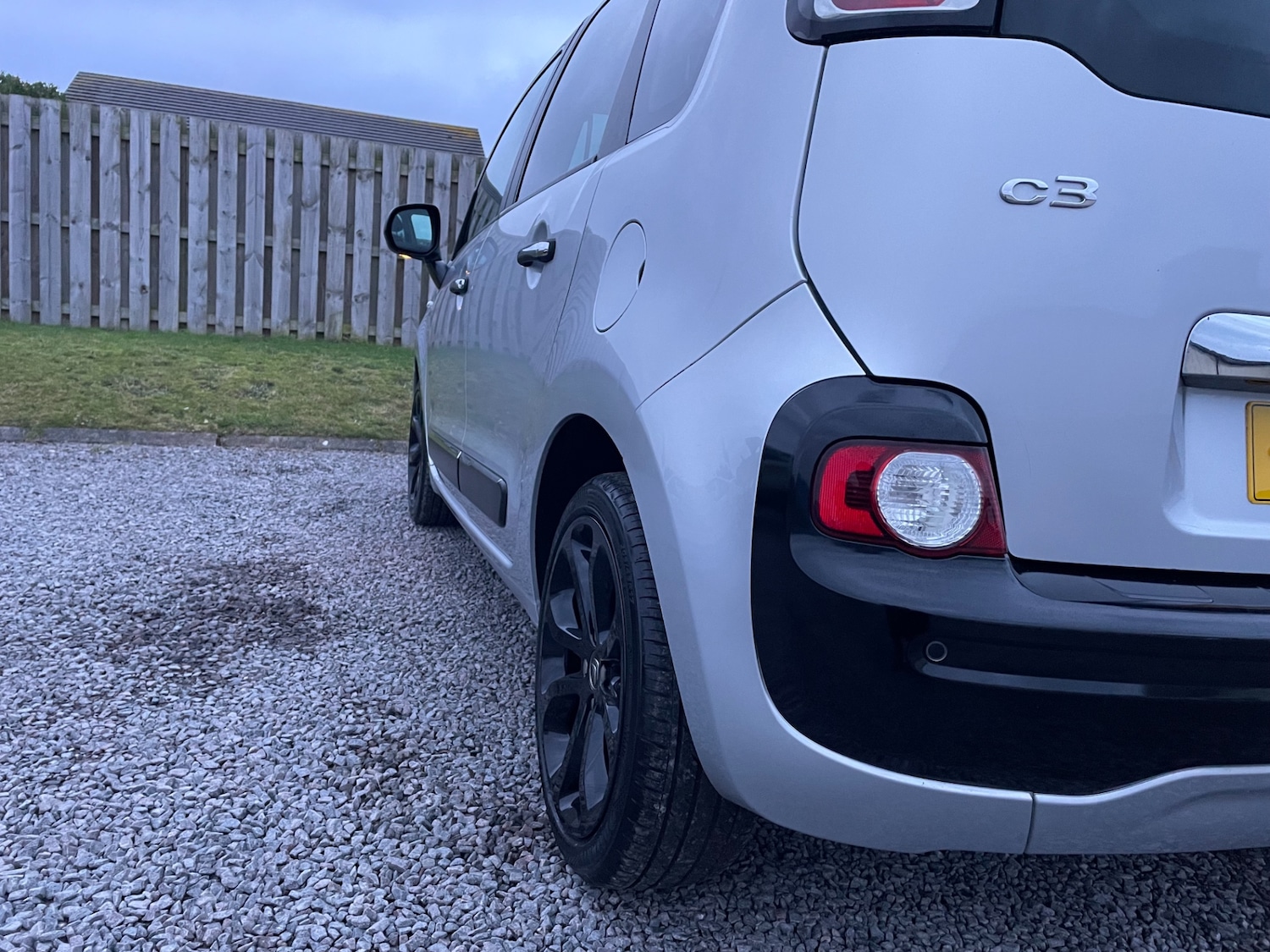 Used Citroen C3 Picasso 2017 for sale - 77319211: Photo 8