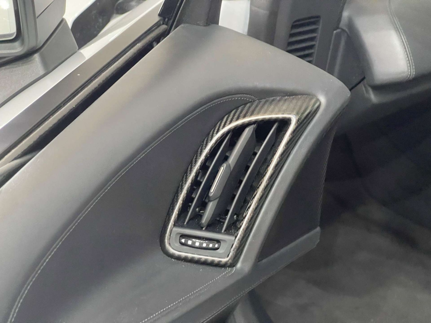 Used Audi R8 2016 for sale - 76285145: Photo 45