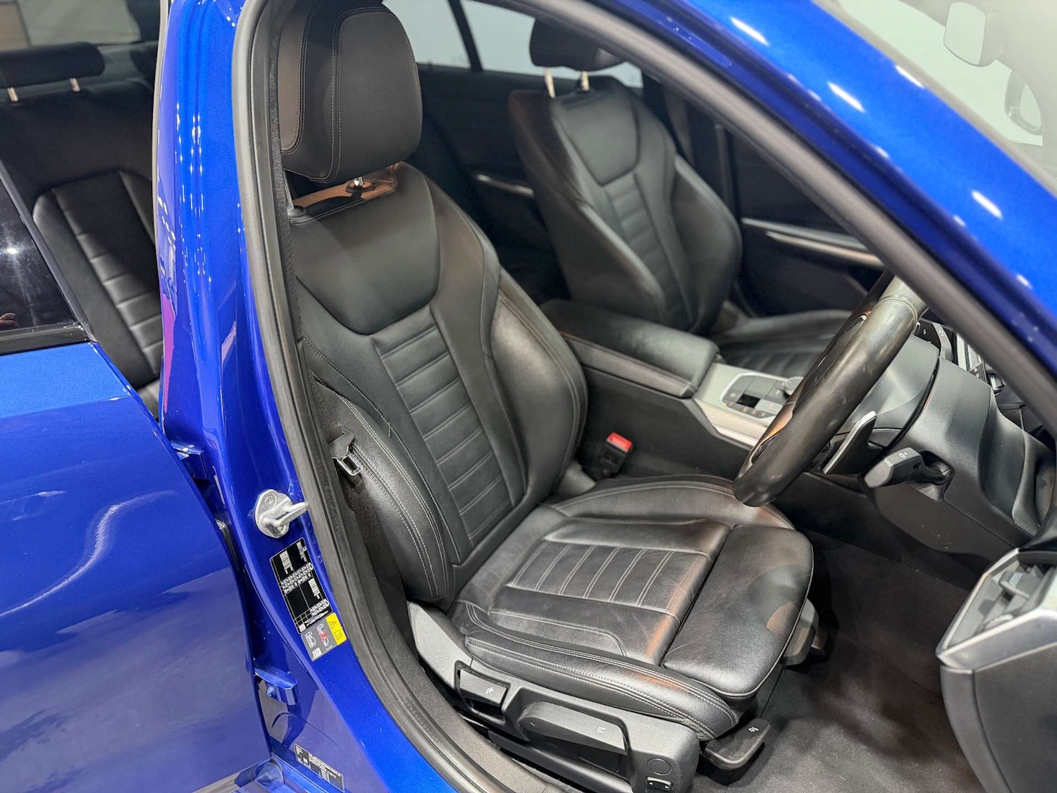 Used BMW 3 Series 2019 for sale - 77107214: Photo 37