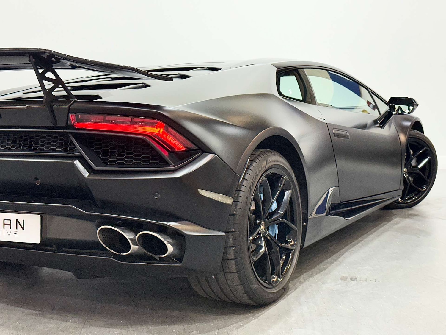 Used Lamborghini Huracan 2017 for sale - 76601754: Photo 30