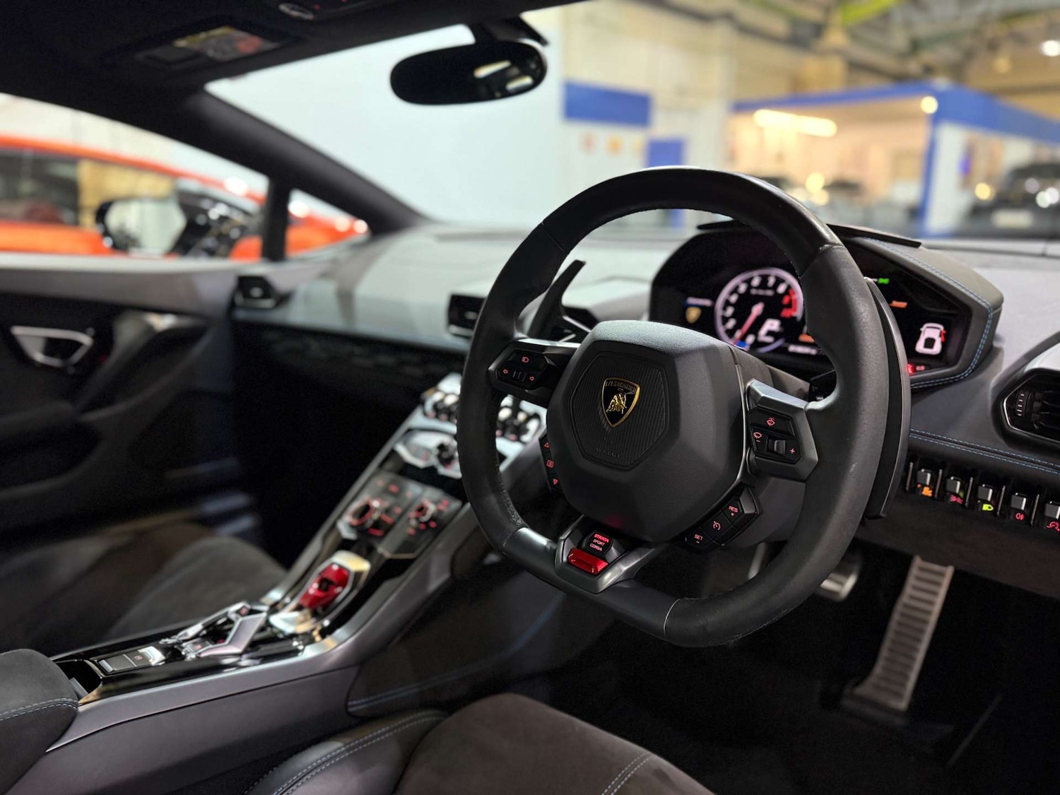 Used Lamborghini Huracan 2017 for sale - 76601754: Photo 31