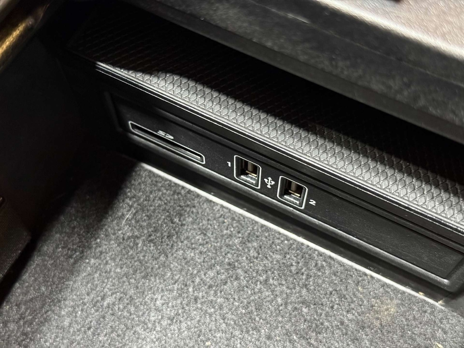 Used Mercedes-Benz C Class 2017 for sale - 76602020: Photo 65