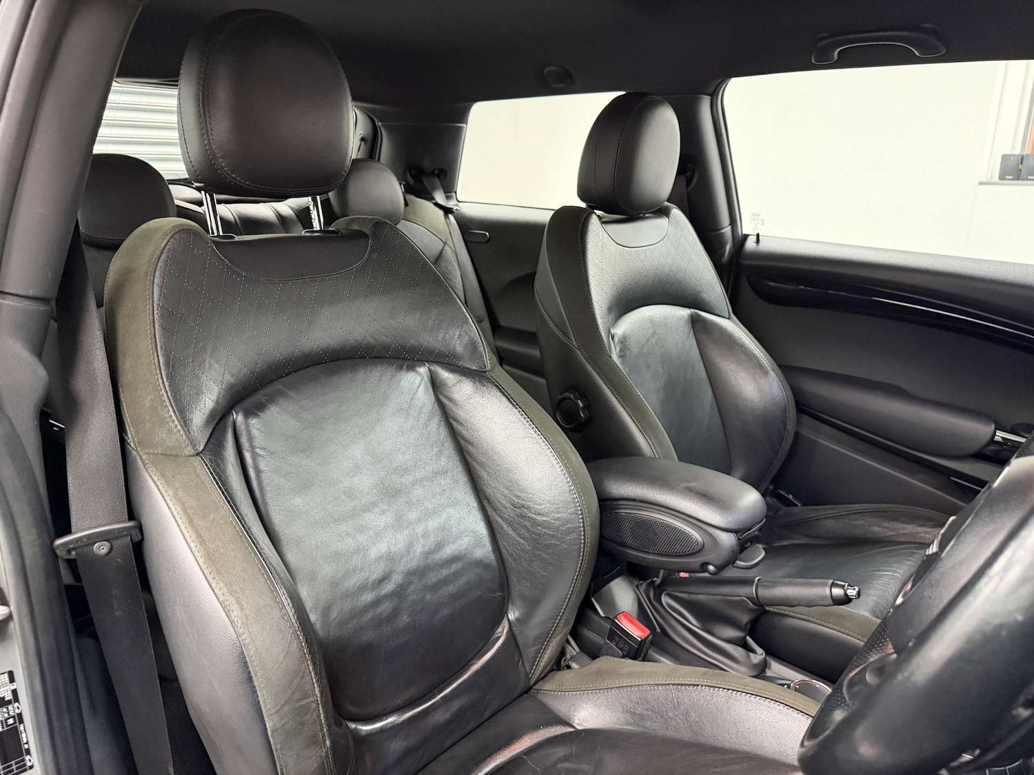 Used MINI Hatch 2016 for sale - 76614740: Photo 32