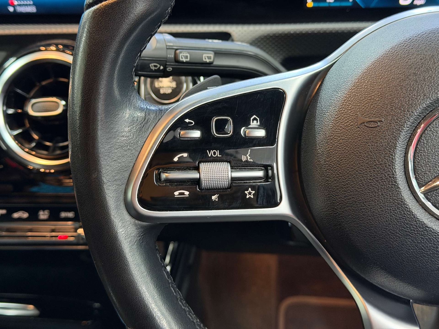 Used Mercedes-Benz A-Class 2018 for sale - 76735819: Photo 32