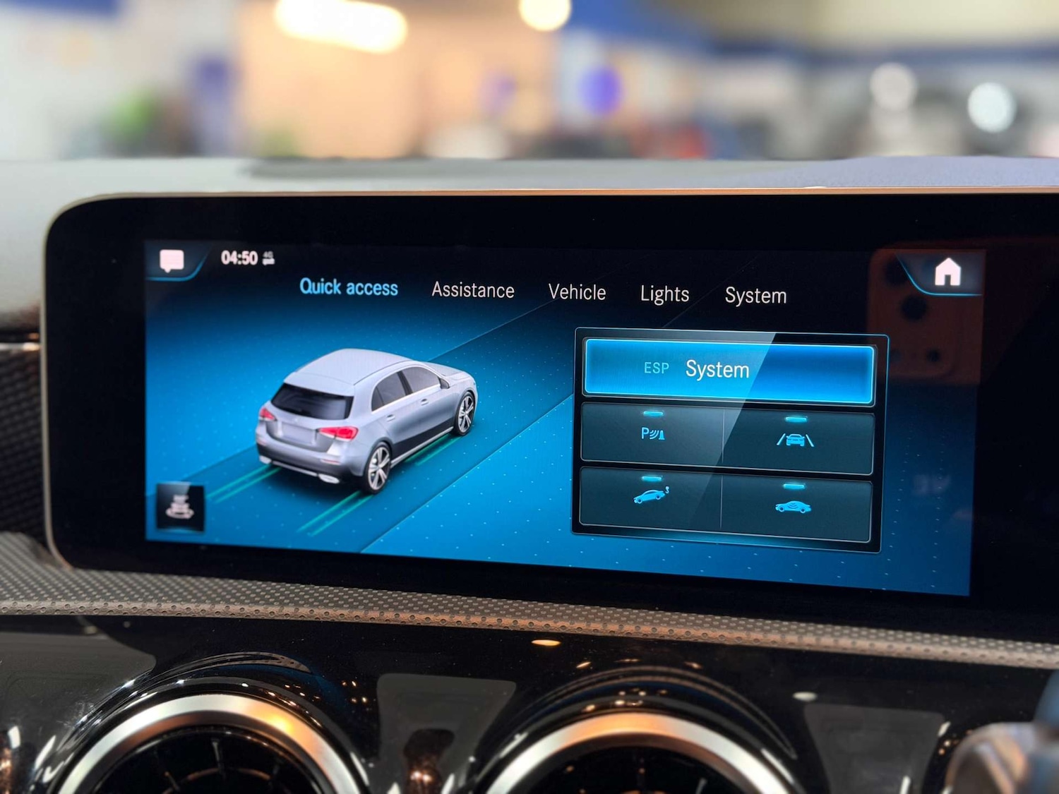 Used Mercedes-Benz A-Class 2018 for sale - 76735819: Photo 45