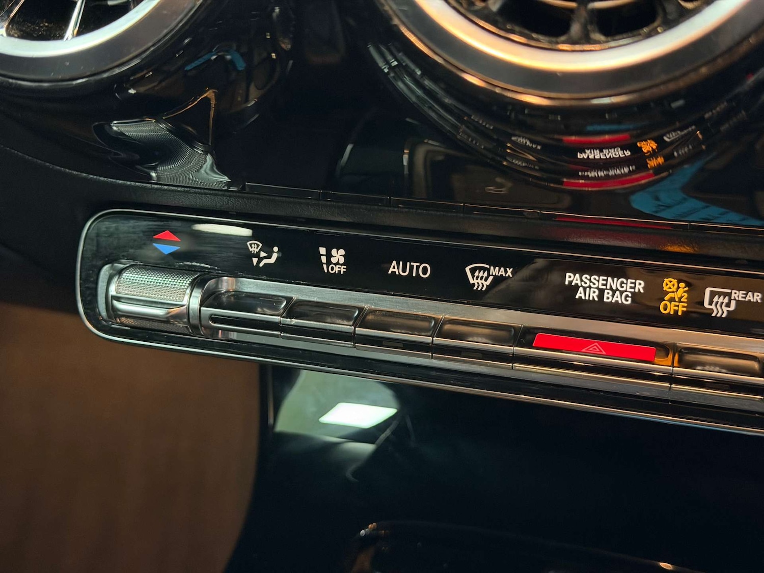 Used Mercedes-Benz A-Class 2018 for sale - 76735819: Photo 54