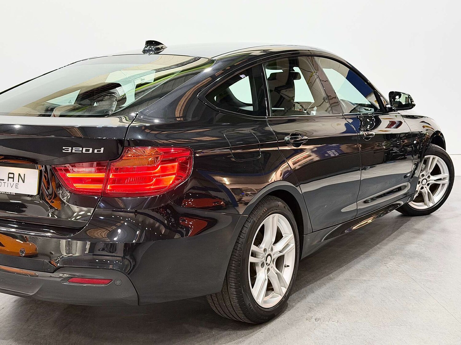 Used BMW 3 Series 2017 for sale - 76642937: Photo 29