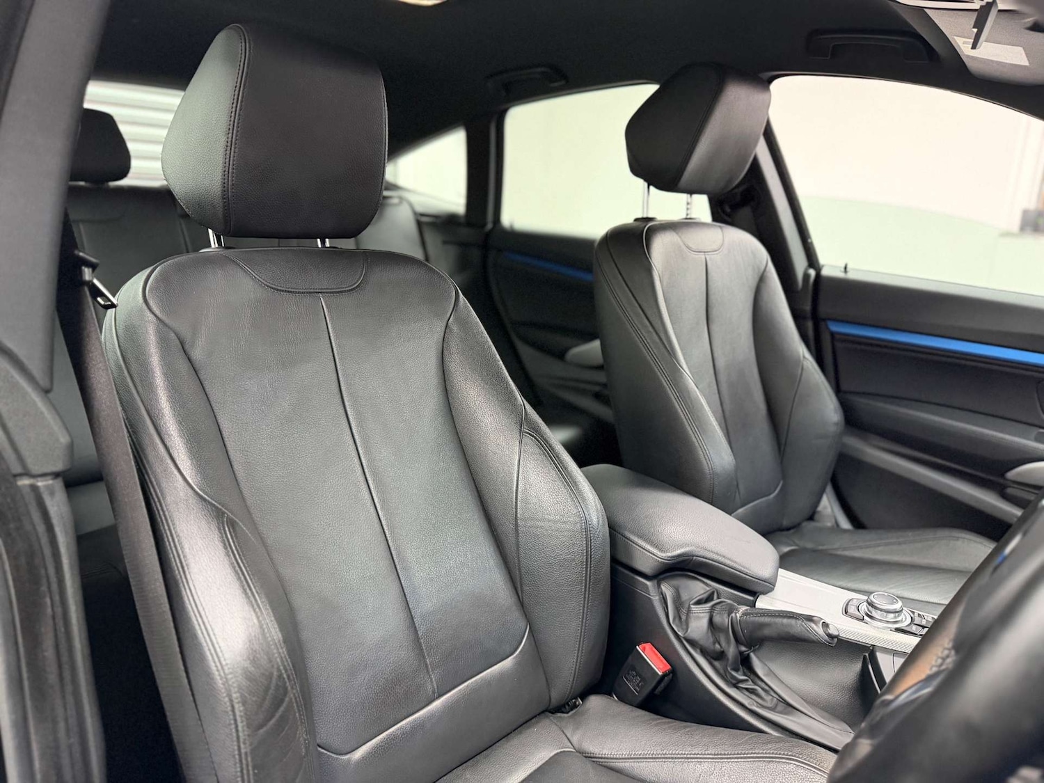 Used BMW 3 Series 2017 for sale - 76642937: Photo 30