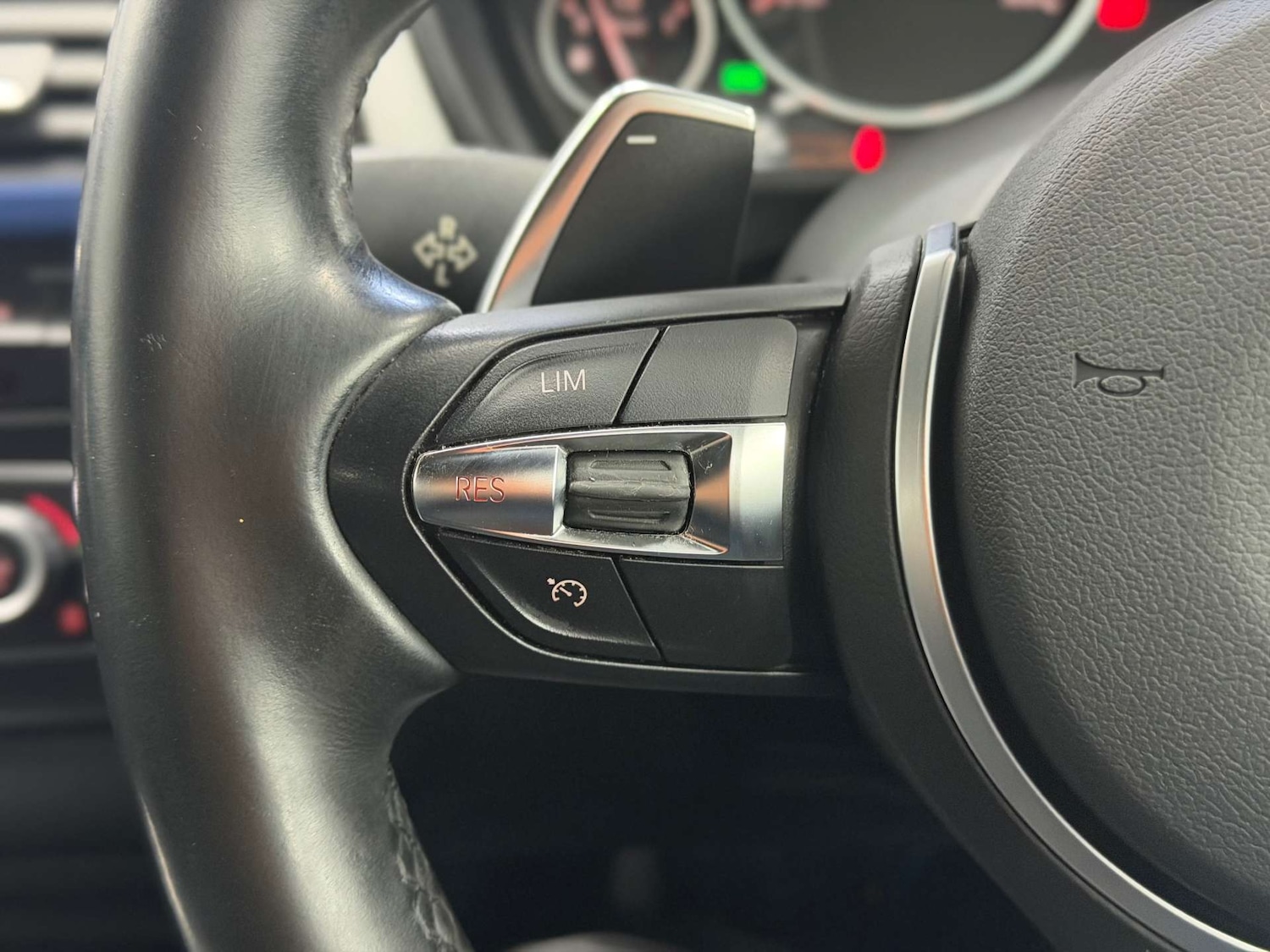 Used BMW 3 Series 2017 for sale - 76642937: Photo 31