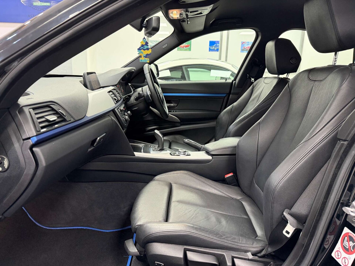 Used BMW 3 Series 2017 for sale - 76642937: Photo 35