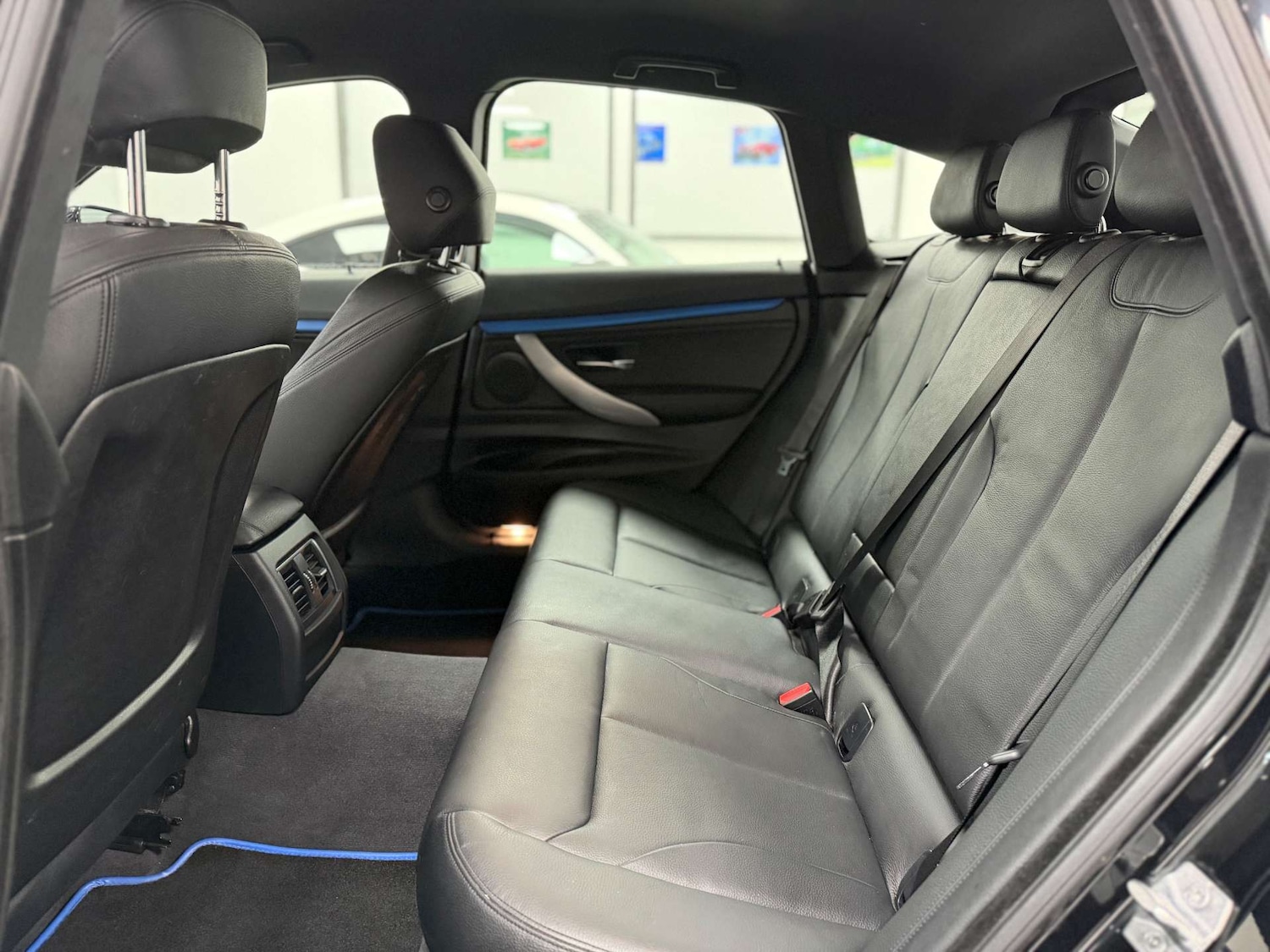 Used BMW 3 Series 2017 for sale - 76642937: Photo 38