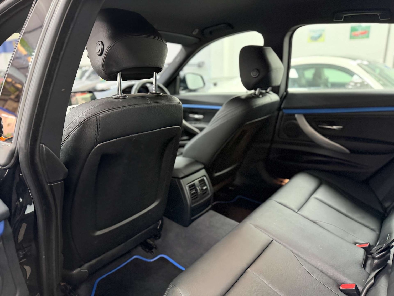 Used BMW 3 Series 2017 for sale - 76642937: Photo 39