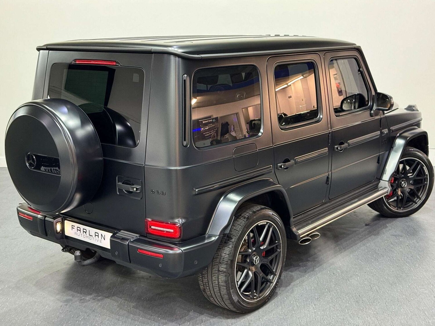 Vehicle 29