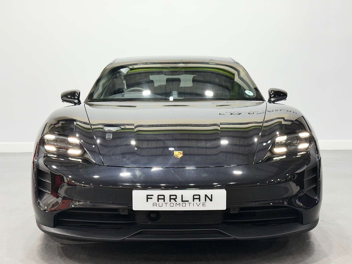 Used Porsche Taycan 2024 for sale - 76058303: Photo 12